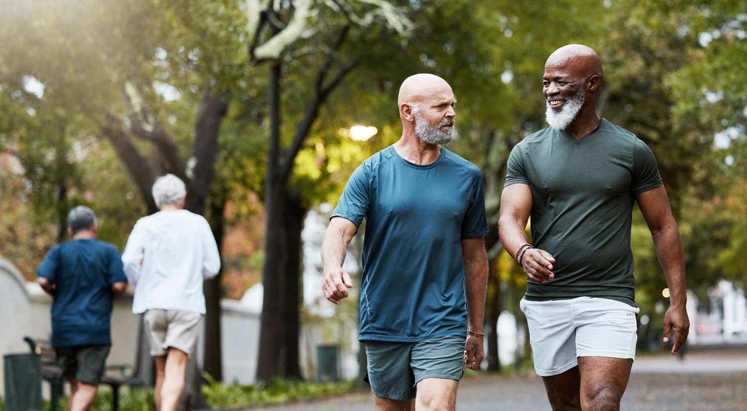 Mannen zijn aan het bewegen met diabetes.